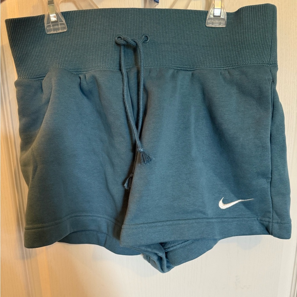 Nike Women's Blue/Teal Shorts